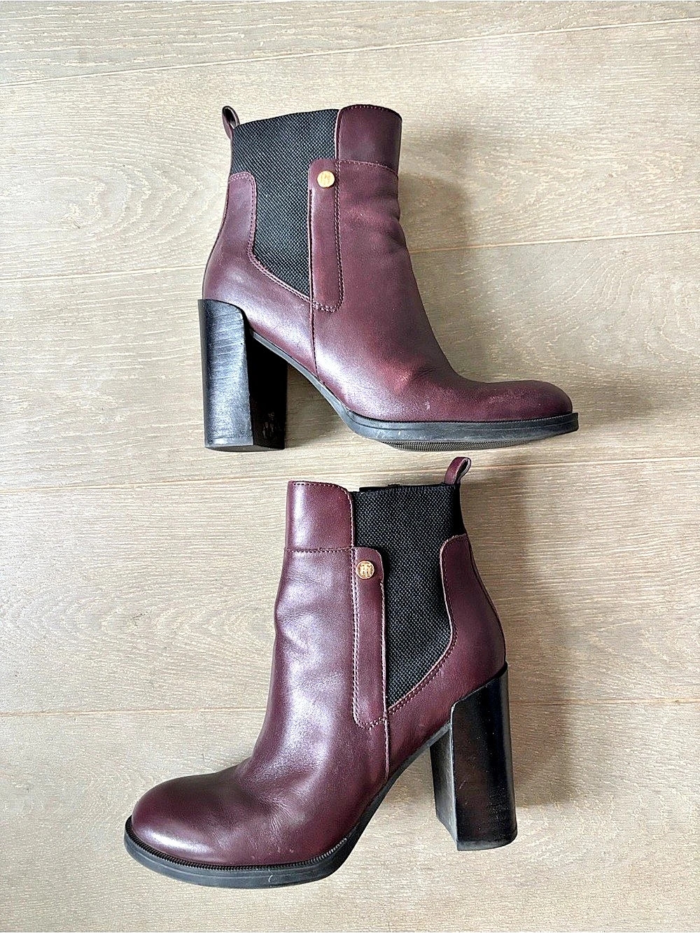 Tommy Hilfiger Britton Burgundy Leather Heeled Ankle Boots US 6.5